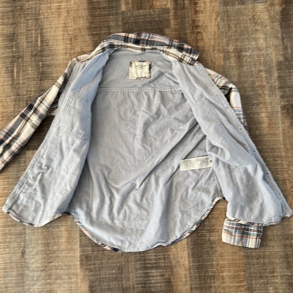 Abercrombie and Fitch flannel - Picture 4 of 4